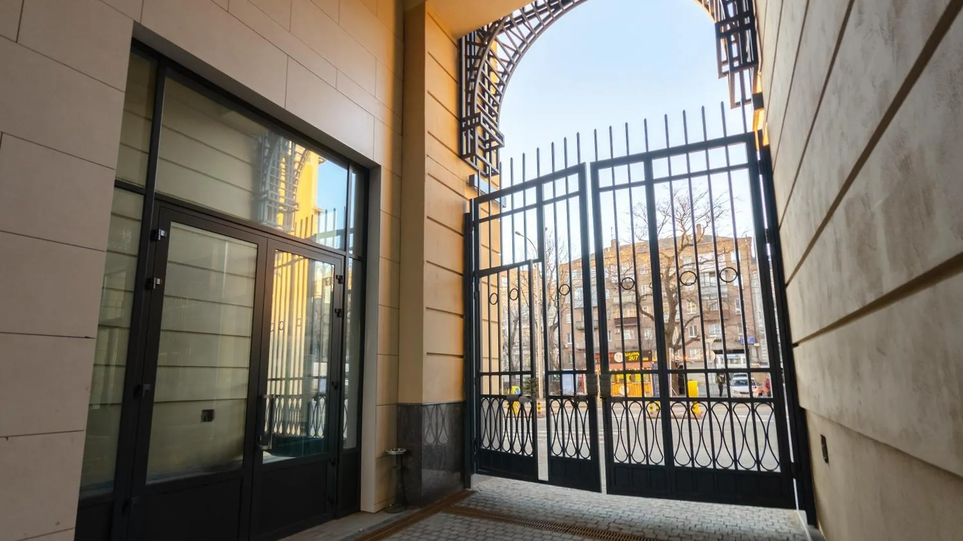 Petrovdom Apartments 6-103 In Rc Yaroslaviv Grad,Bulvarno-Kudriavska 17B Kyiv
