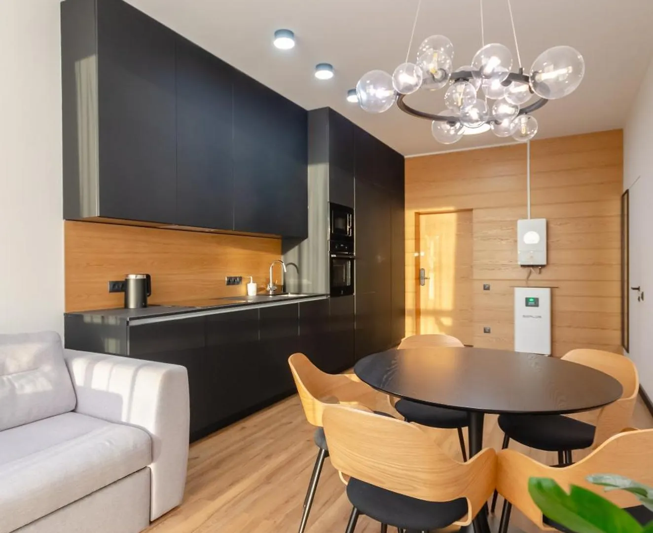 Petrovdom Apartments 6-103 In Rc Yaroslaviv Grad,Bulvarno-Kudriavska 17B Kyiv